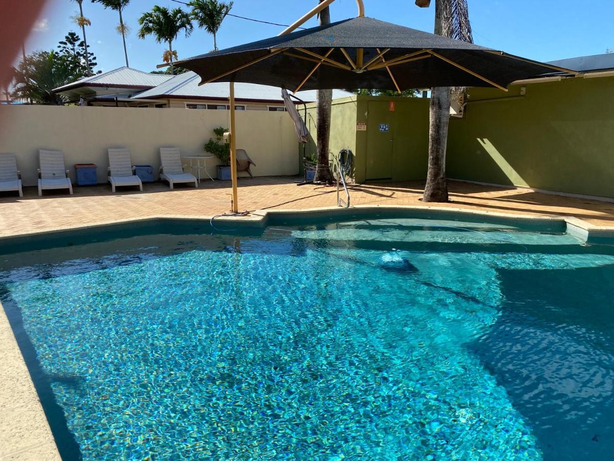 Hervey Bay Motel Exterior photo